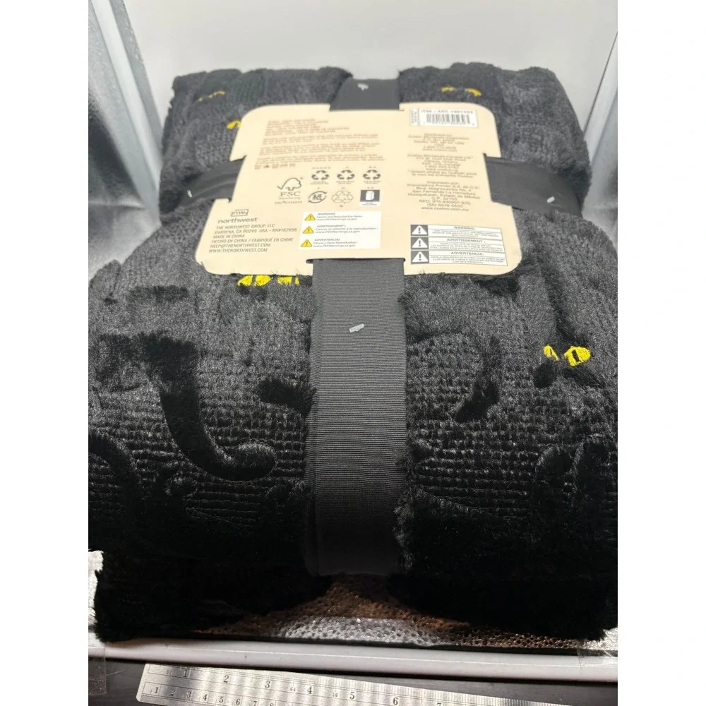 VIRAL TikTok Costco Halloween Black Cat Blanket Embroidered Faux Fur Throw NWT
